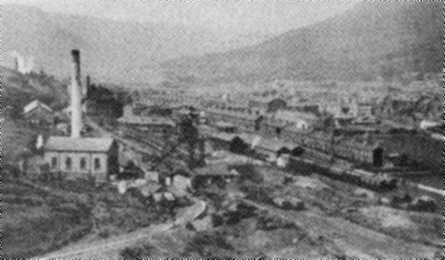 Near the head of Rhondda Fawr: Taff Vale Railway station and sidings at Treherbert in 1910 (Ernest T.Bush)